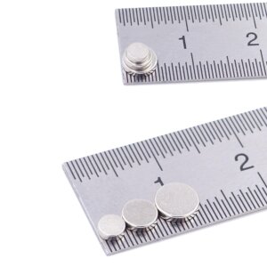 Brudazon | 45 Scheibenmagnete Disc Set 3x1,4x1,5x1mm | N52 Klasse Neodym Magnet